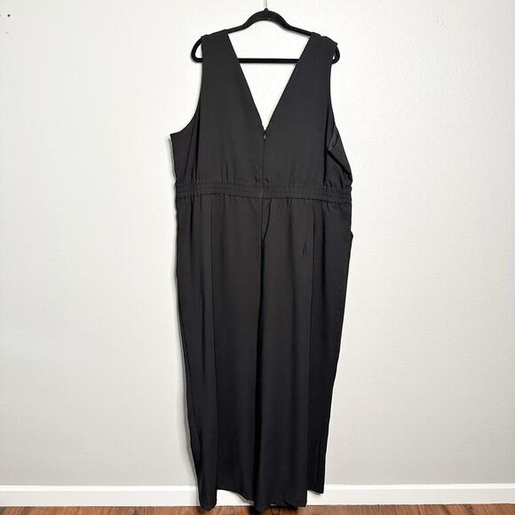 Torrid Studio Refined Sleeveless Black Crepe Surplice Jumpsuit women’s plus 26 - Picture 7 of 14
